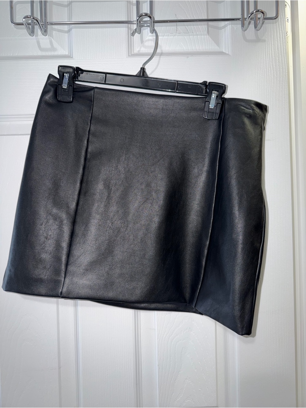 TEN by Babaton Black Faux Leather Mini Skirt